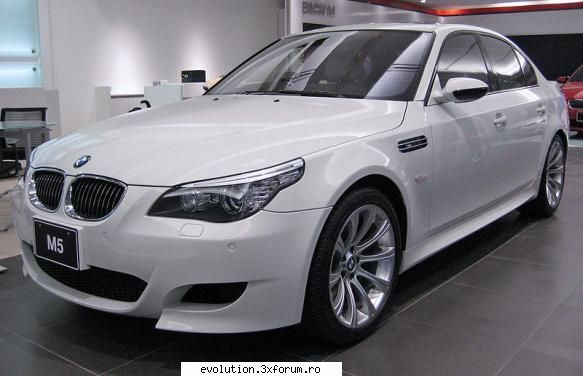bmw m5 este un sedan sportiv de lux, fabricat �n germania. debutul său �n gama bmw a avut loc